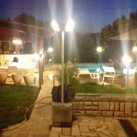Grinaldi Hébergement de vacances *